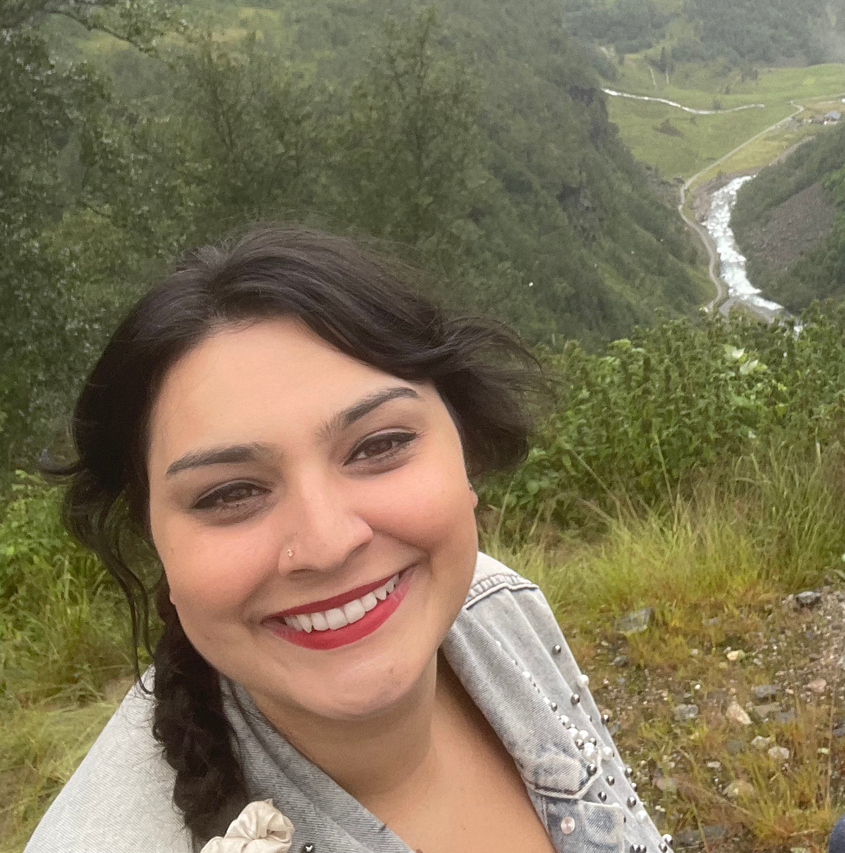 Headshot of Brenna Goldie